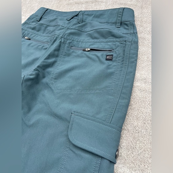 Brand new MEC Terrena cargo pants - Picture 4 of 13